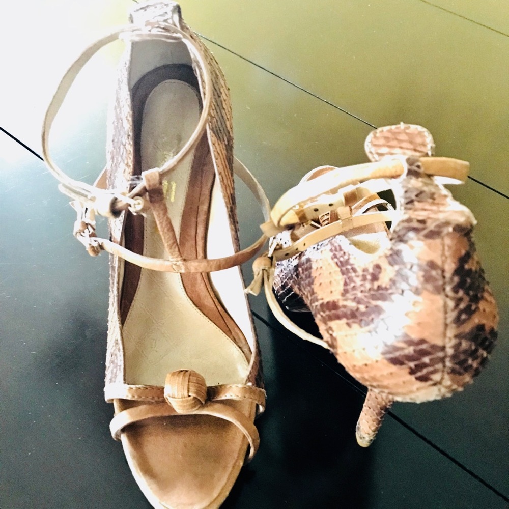 LAMB SHOES